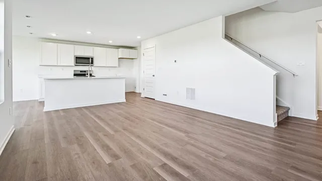 $406,990 | 127 Cornerstone Crossing, Hampshire, IL 60140