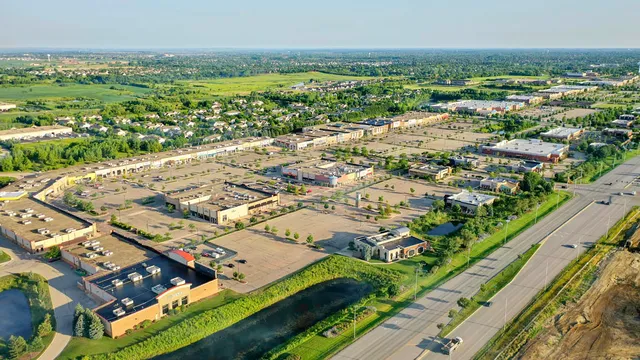 $406,990 | 127 Cornerstone Crossing, Hampshire, IL 60140