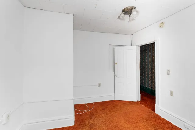 $299,900 | 2101 East 1st Street, Duluth, MN 55812