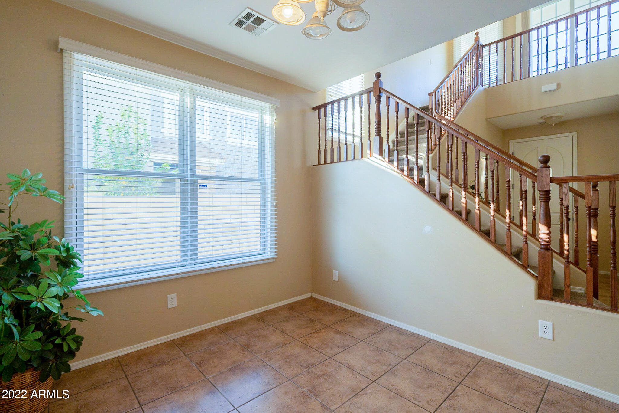 2323 Grenadine Road Phoenix, AZ 85040 - Photo 3 of 31 Grenadine-29