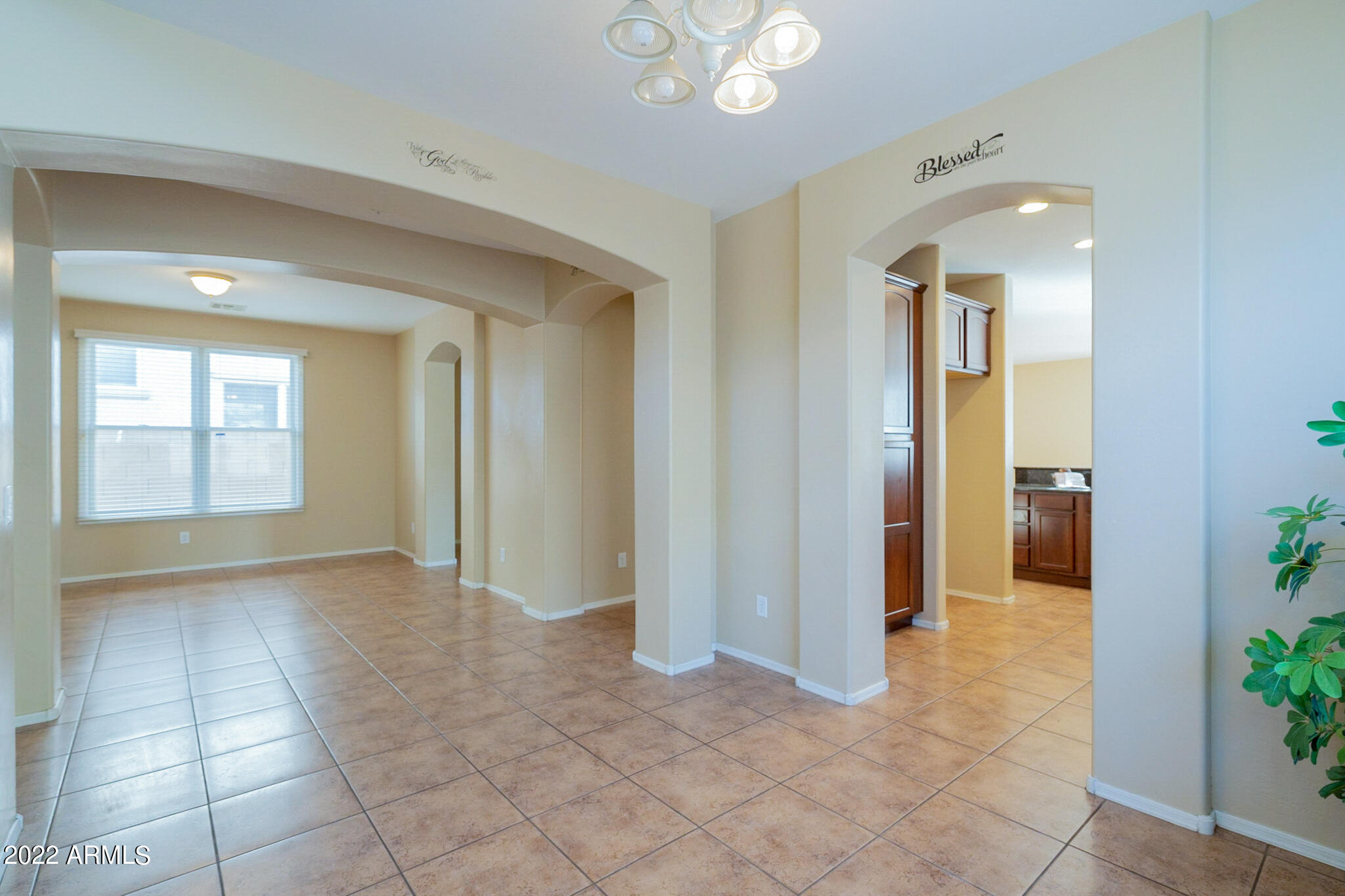 2323 Grenadine Road Phoenix, AZ 85040 - Photo 5 of 31 Grenadine-27
