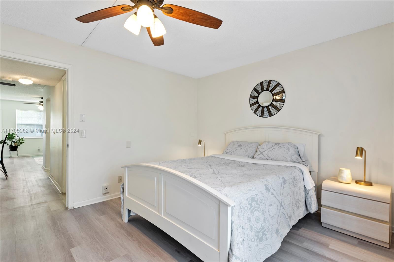 382 Markham R, Unit 382 Deerfield Beach, FL 33442 - Photo 8 of 30 a view of bedroom