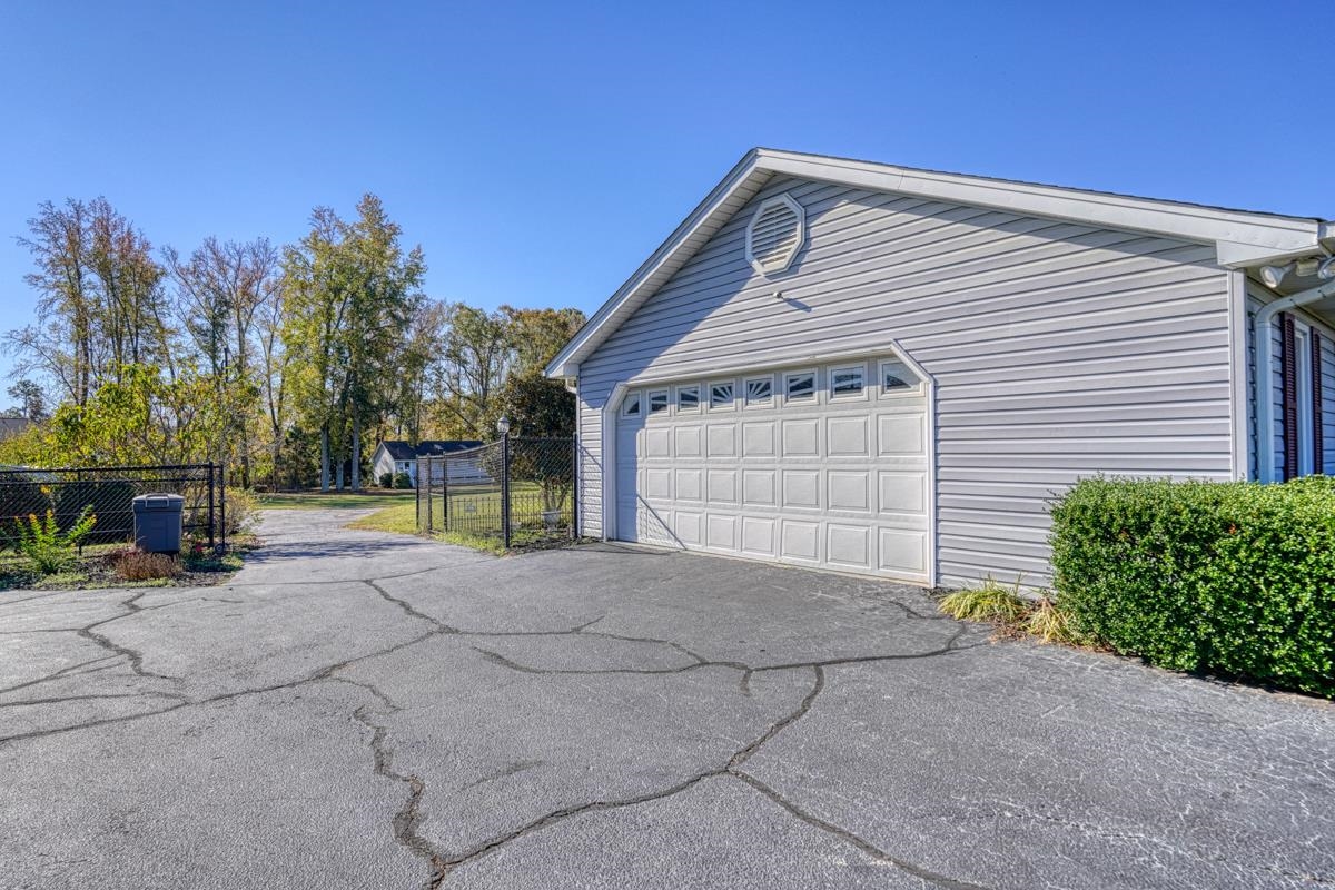 222 Green Ridge Drive Moore, SC 29369 - Photo 4 of 42 Gallery Image 4