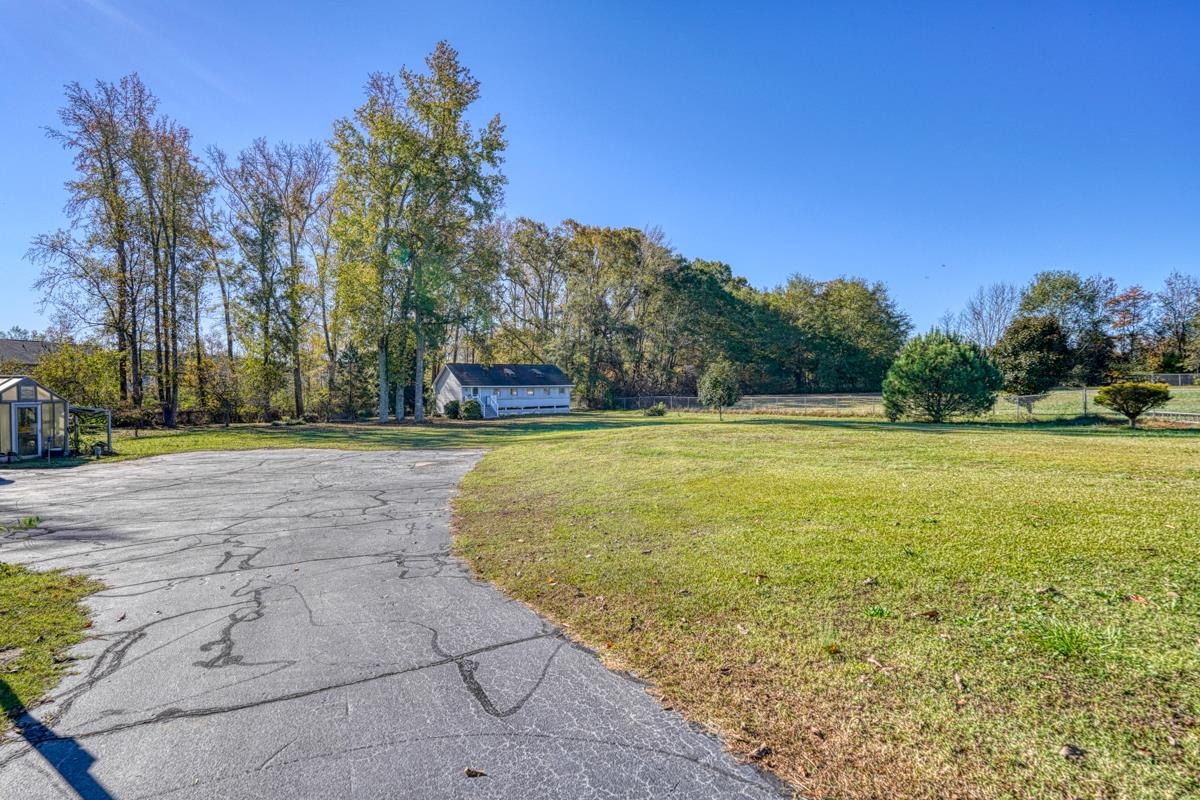 222 Green Ridge Drive Moore, SC 29369 - Photo 5 of 42 Gallery Image 5