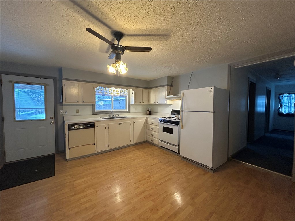 9580 Lodi Center Road Lodi, NY 14860 - Photo 3 of 14 Eat In Kitchen