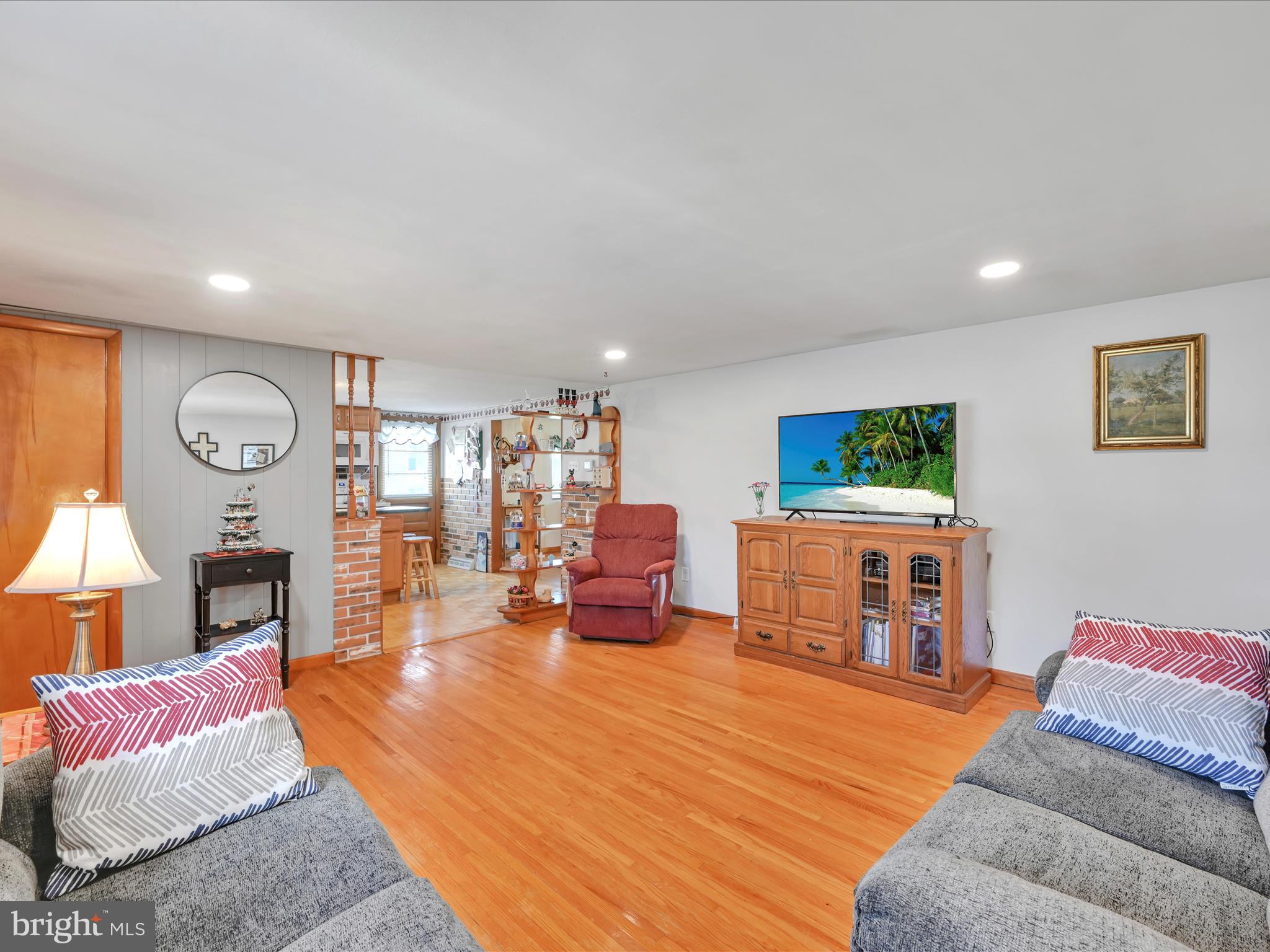 4474 Miller Drive Mount Joy, PA 17552 - Photo 10 of 35 Living Room Central Air