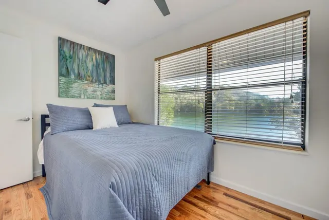 $750,000 | 408 Lakecrest Drive, Harriman, TN 37748