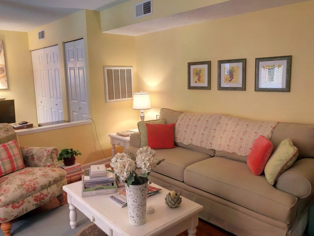 2801 Edridge Court, Unit 102 Raleigh, NC 27607 - Photo 9 of 23 Photo 9