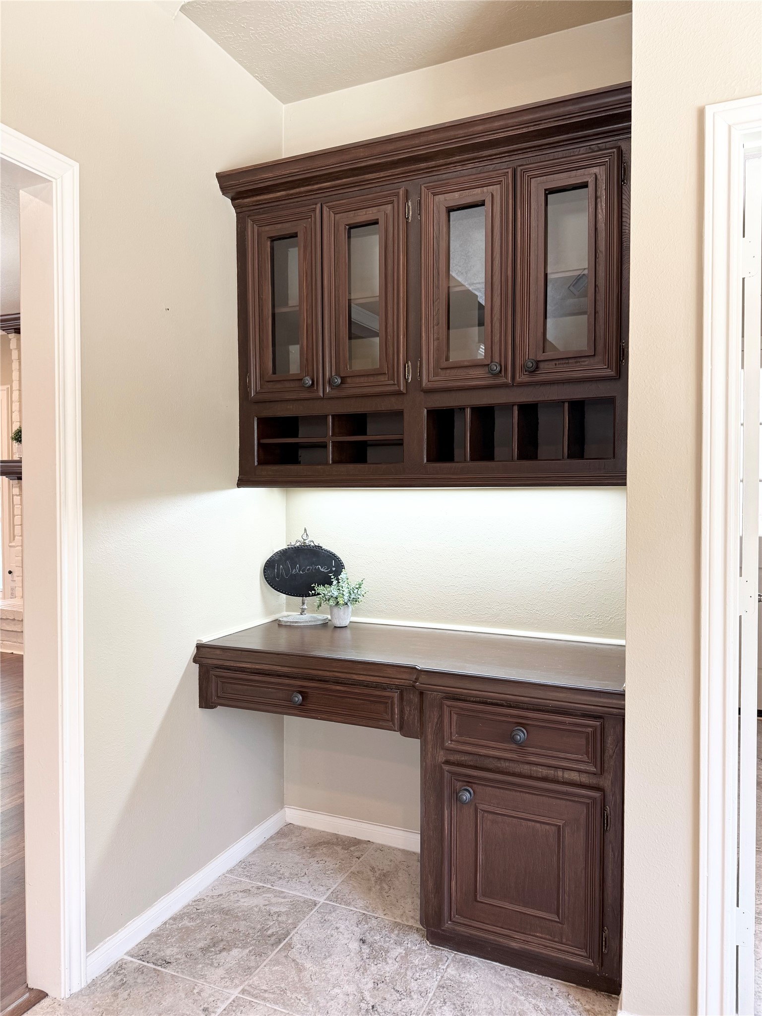 3603 Shipman Lane Spring, TX 77388 - Photo 17 of 30 Built-in Desk in Kitchen Breakfast