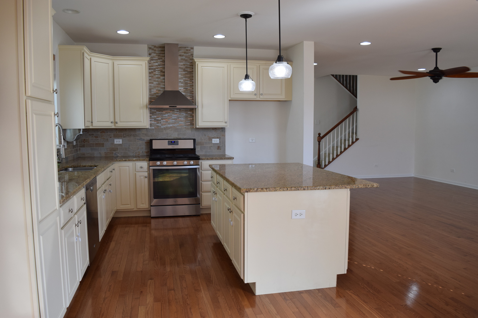 1222 Falcon Ridge Drive Elgin, IL 60124 - Photo 8 of 22