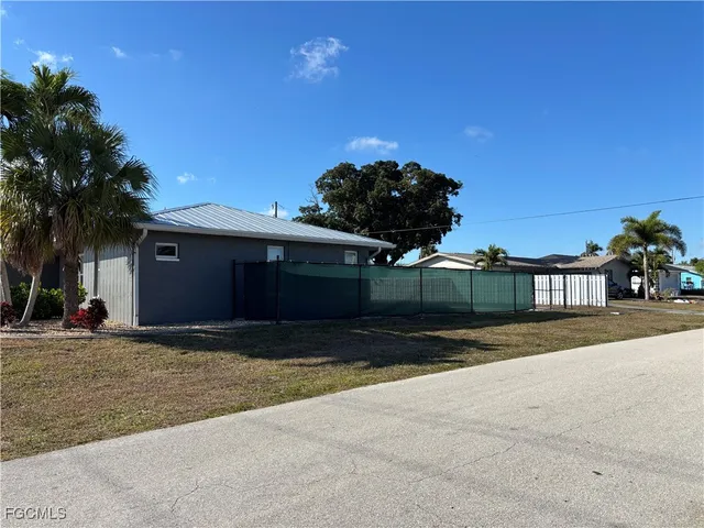 $349,900 | 4472 Coronado Parkway, Cape Coral, FL 33904
