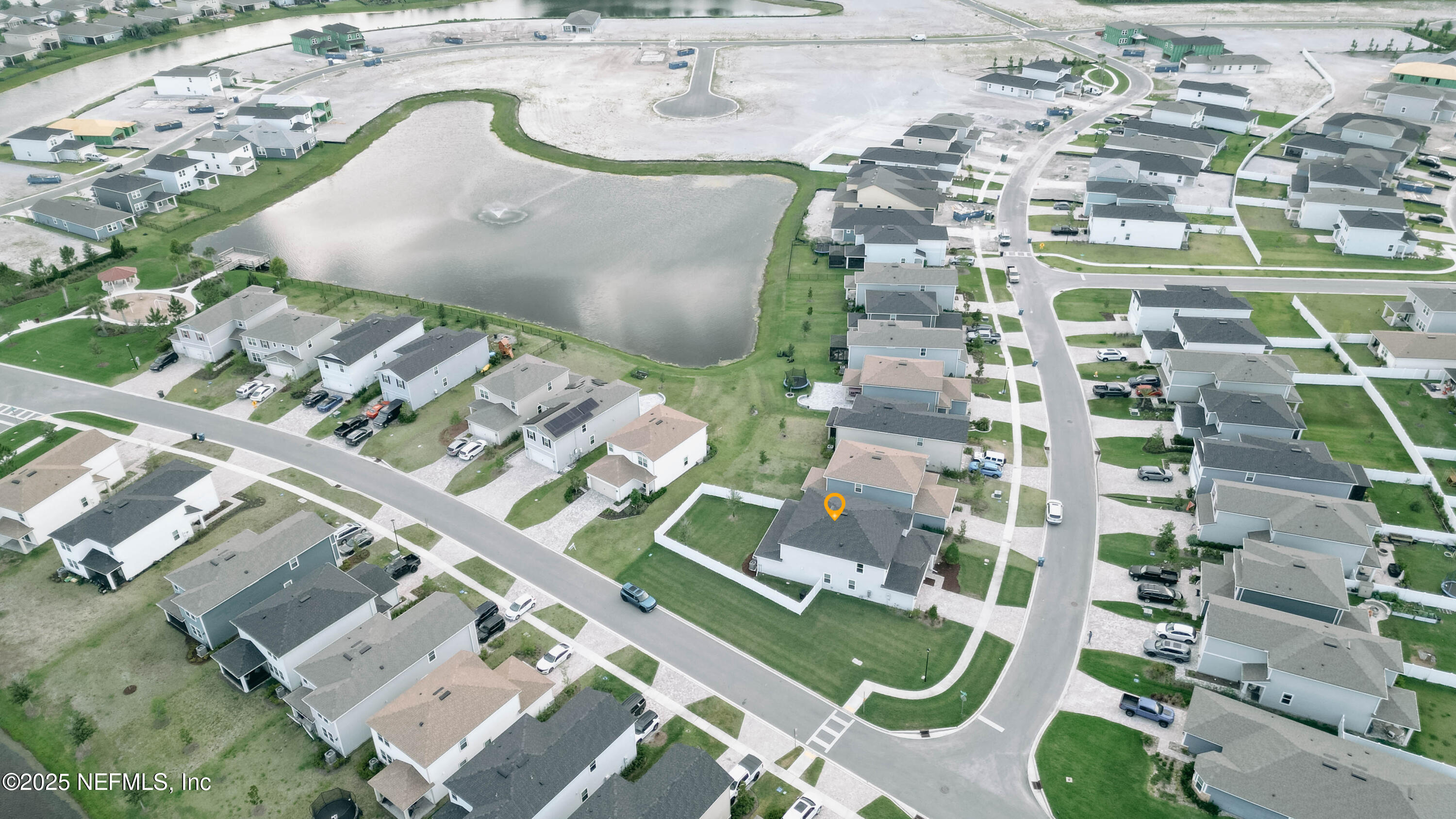 27 Flintlock Ln Street St. Augustine, FL 32095 - Photo 42 of 65 an aerial view of a swimming pool