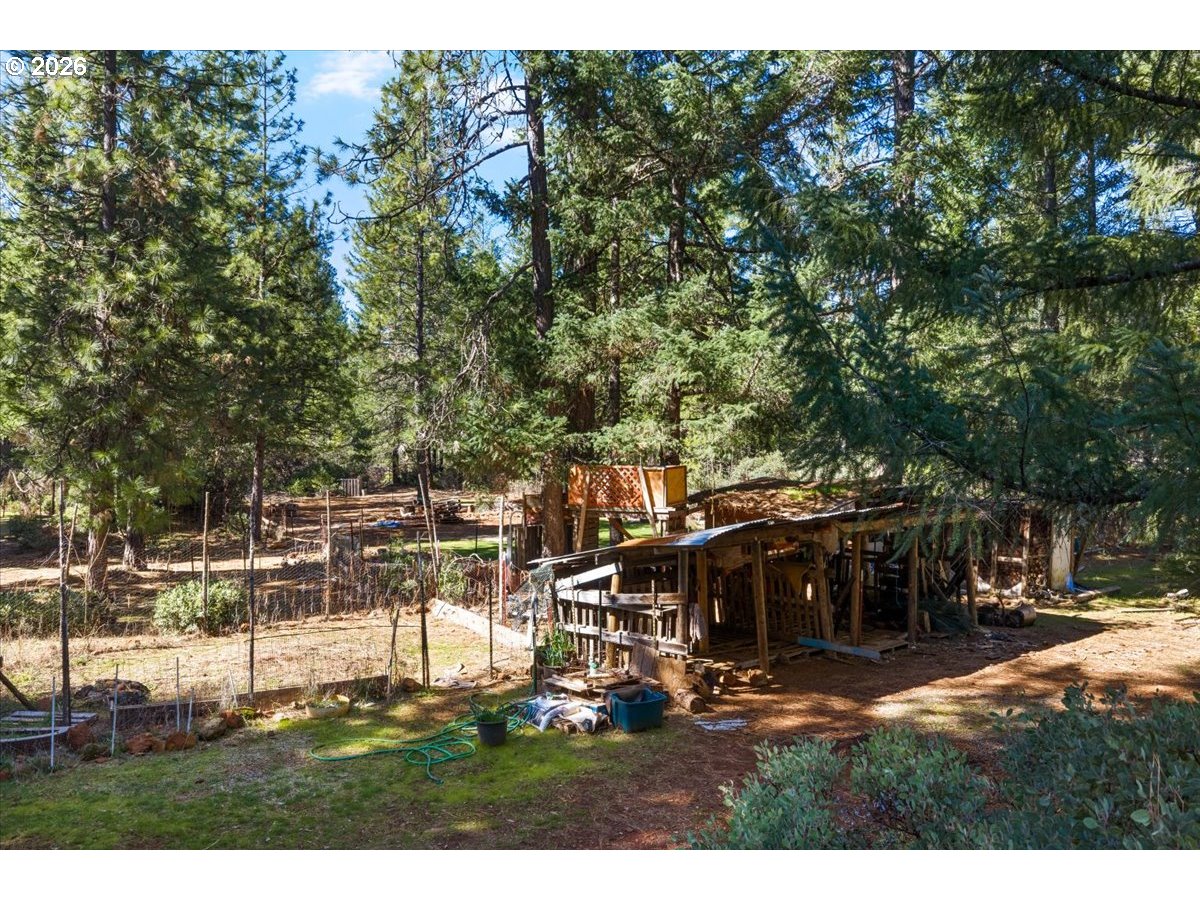 280 Cobalt Drive O'Brien, OR 97523 - Photo 17 of 27 a view of outdoor space and yard
