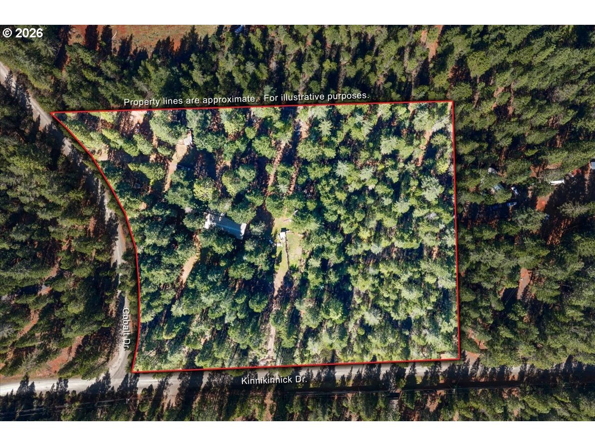 280 Cobalt Drive O'Brien, OR 97523 - Photo 2 of 27 a view of a lake