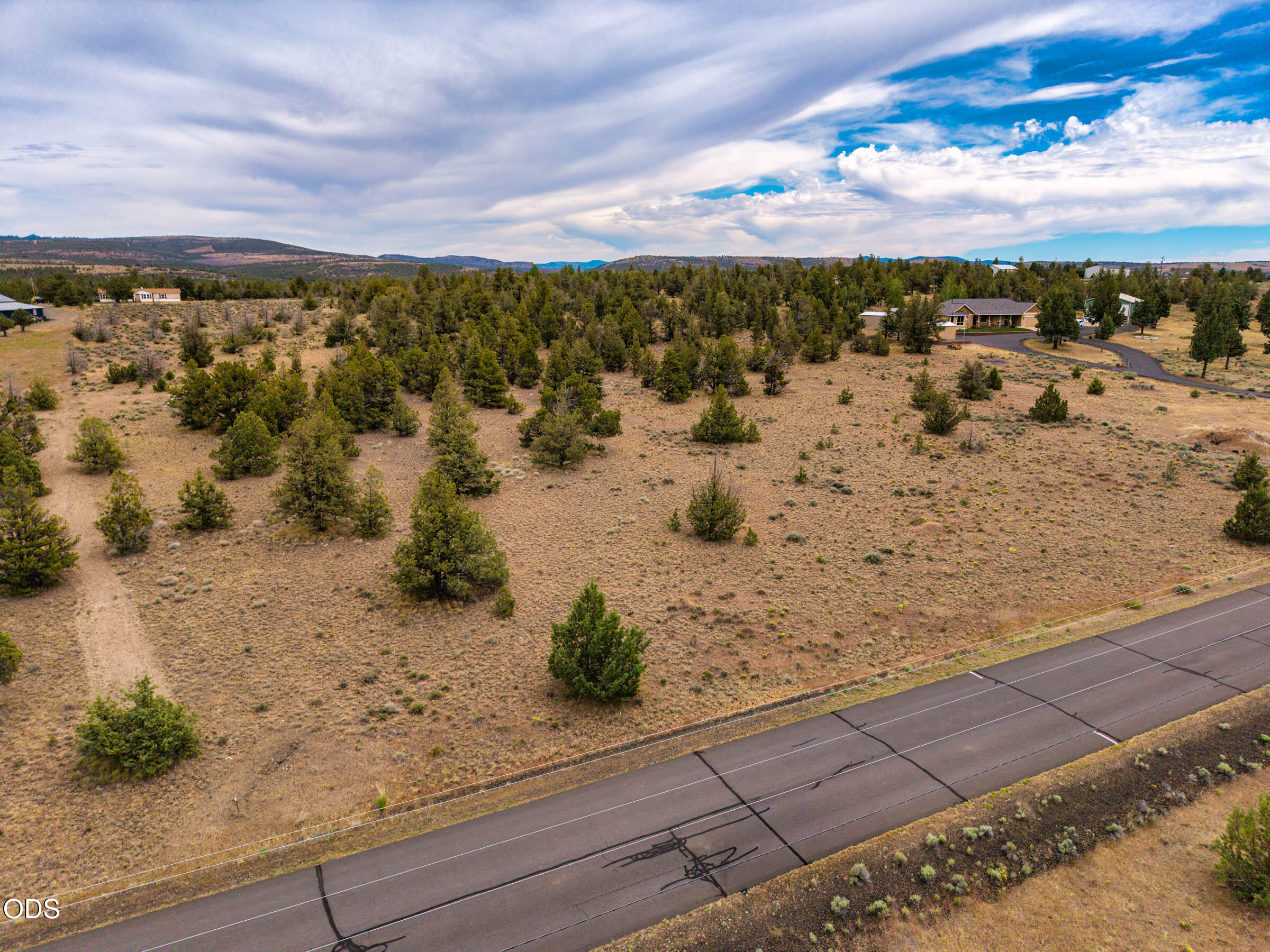 10388 Ridgeview Road Prineville, OR 97754 - Photo 27 of 27