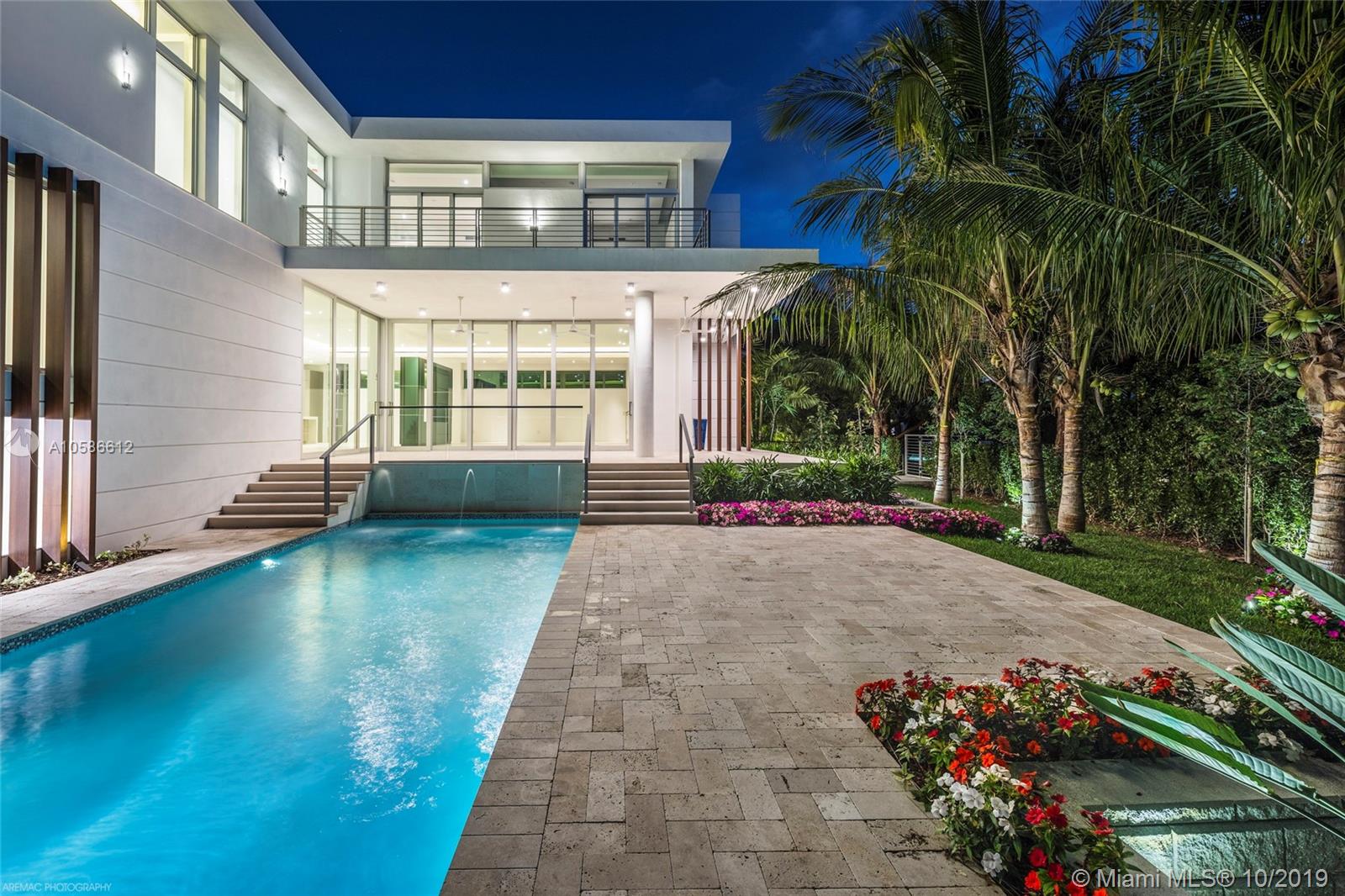 235 Ridgewood Road Key Biscayne, FL 33149 - Photo 11 of 34