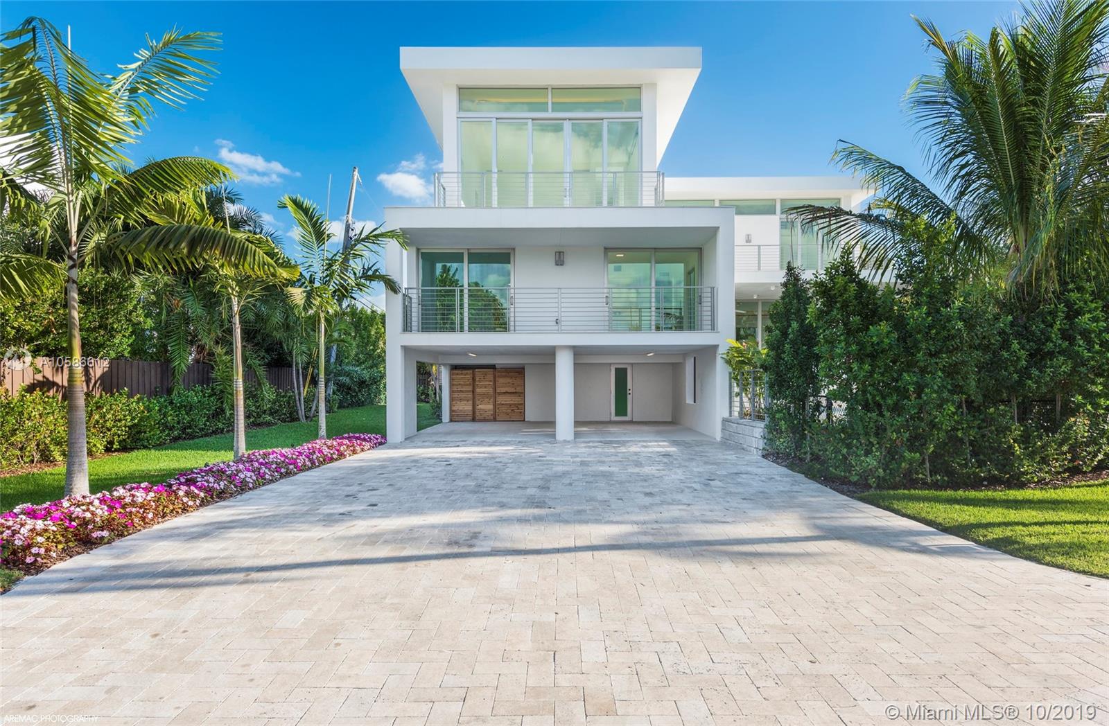 235 Ridgewood Road Key Biscayne, FL 33149 - Photo 32 of 34