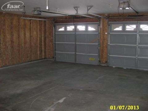 7506 North Nichols Road Flushing, MI 48433 - Photo 9 of 10 20323523-8.JPG