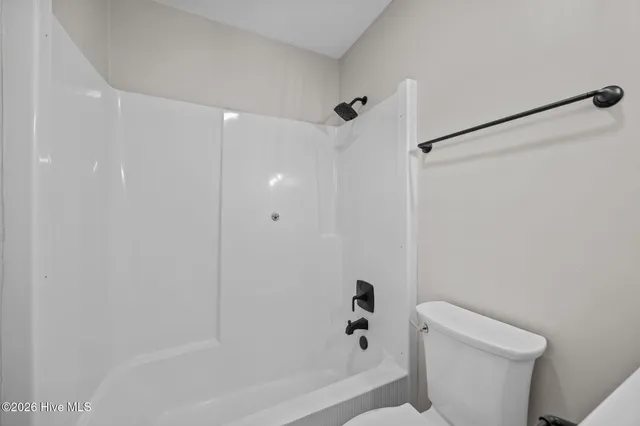 $243,999 | 204 Commerce Street, Greenville, NC 27858