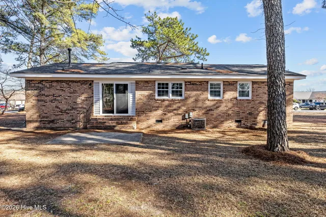 $243,999 | 204 Commerce Street, Greenville, NC 27858