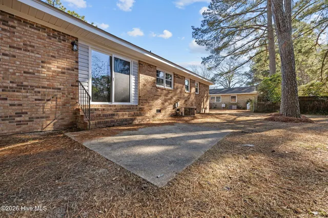 $243,999 | 204 Commerce Street, Greenville, NC 27858