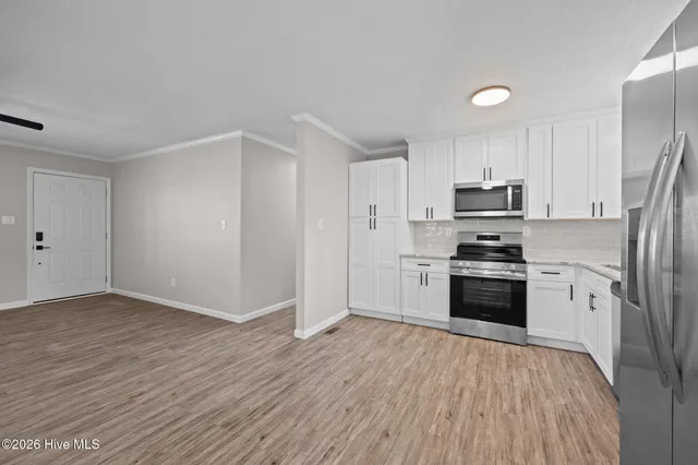 $243,999 | 204 Commerce Street, Greenville, NC 27858