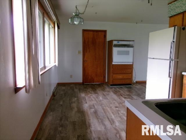 1709 West Cloverdale Road Chillicothe, IL 61523 - Photo 5 of 15