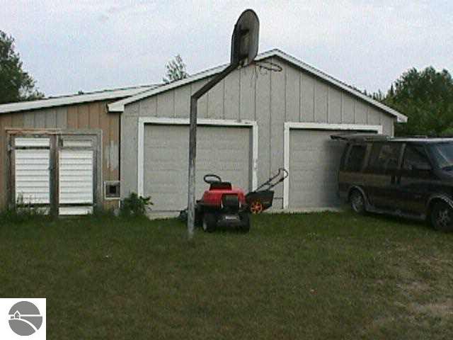 814 Laird Lake Road Hale, MI 48739 - Photo 3 of 4 1756787-2.JPG