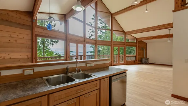 $1,165,000 | 333 Hadlock Bay Road, Port Hadlock, WA 98339