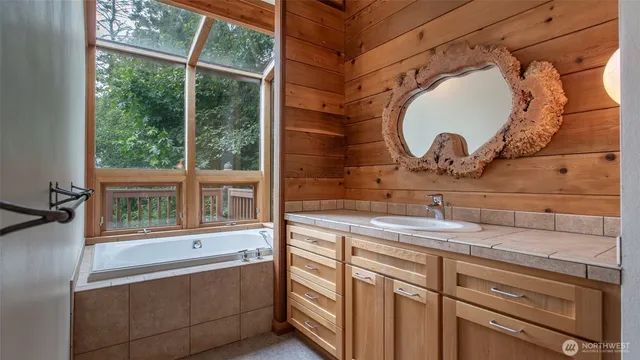 $1,165,000 | 333 Hadlock Bay Road, Port Hadlock, WA 98339