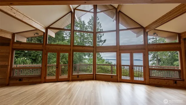 $1,165,000 | 333 Hadlock Bay Road, Port Hadlock, WA 98339