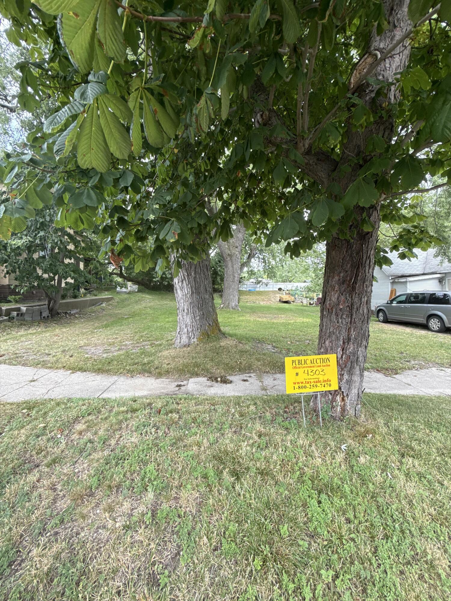 150 Monroe Street Manistee, MI 49660 - Photo 2 of 9 IMG_3049