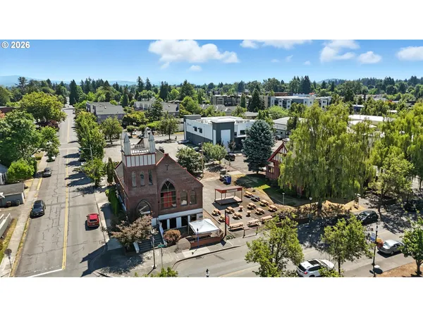 $239,000 | 318 Northeast Roberts Avenue, Unit 203, Gresham, OR 97030