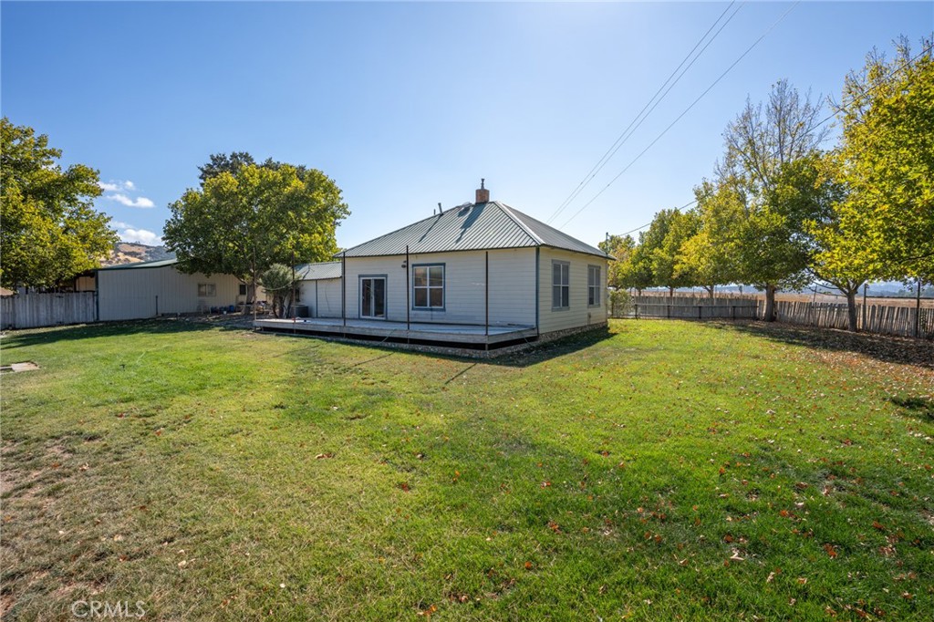 61173 Argyle Road King City, CA 93930 - Photo 15 of 32