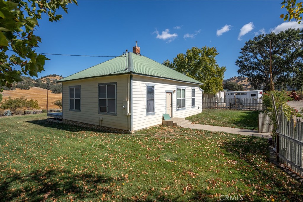 61173 Argyle Road King City, CA 93930 - Photo 16 of 32