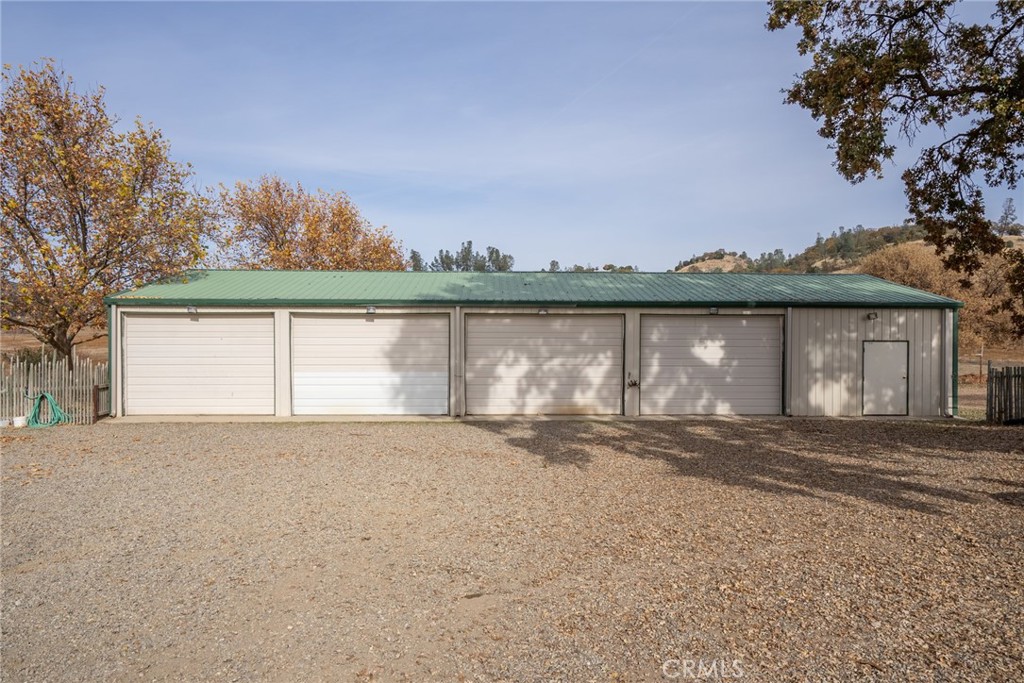 61173 Argyle Road King City, CA 93930 - Photo 6 of 32