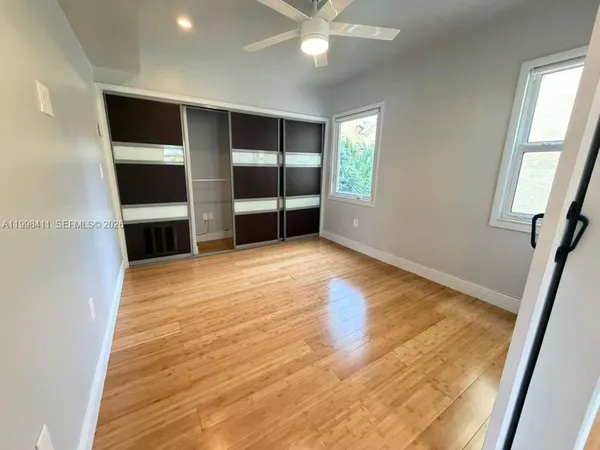 $1,950 | 131 Zamora Avenue, Unit 6, Coral Gables, FL 33134