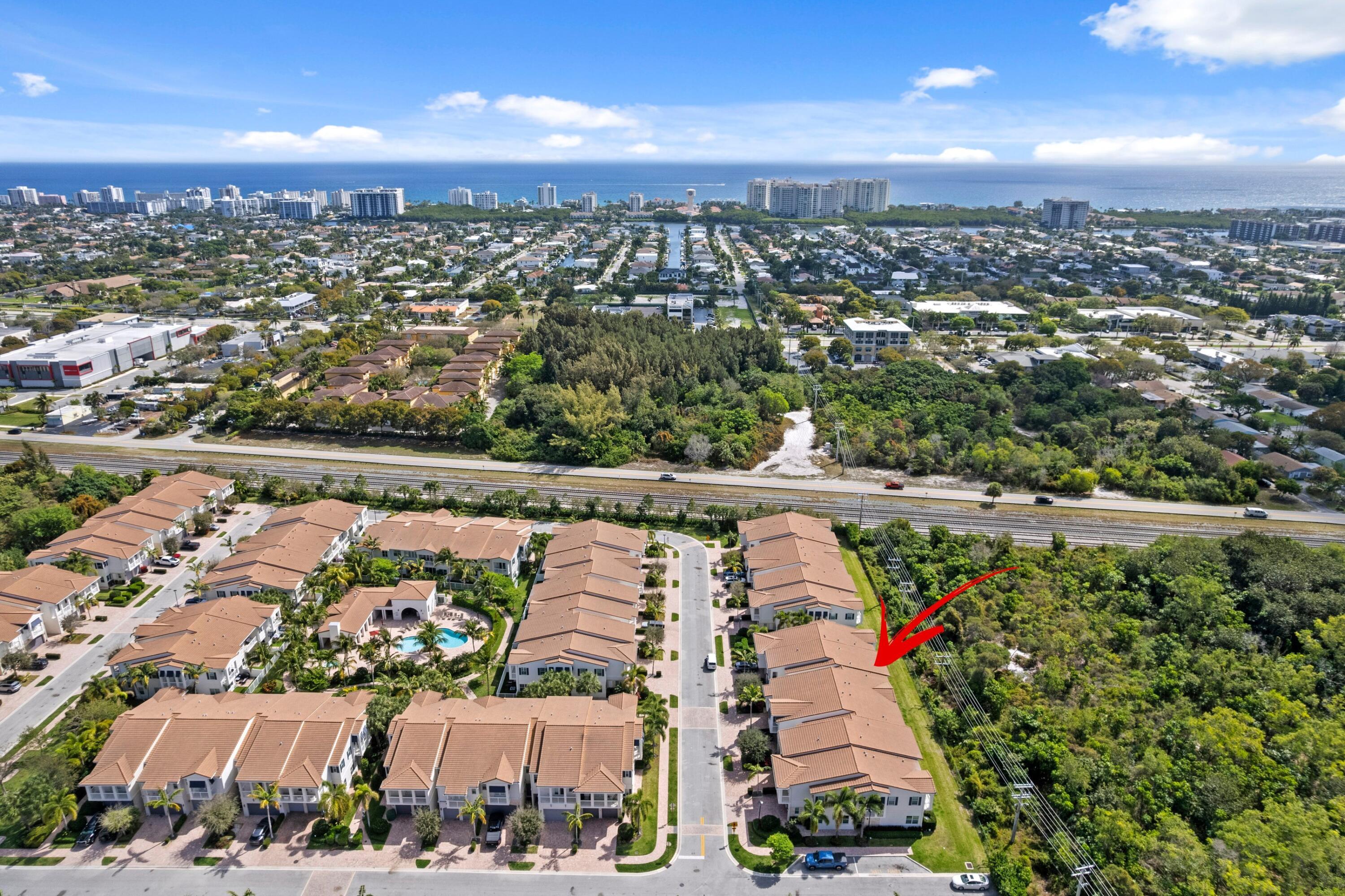 100 Northwest 69th Circle, Unit 82 Boca Raton, FL 33487 - Photo 29 of 42 an aerial view of a city