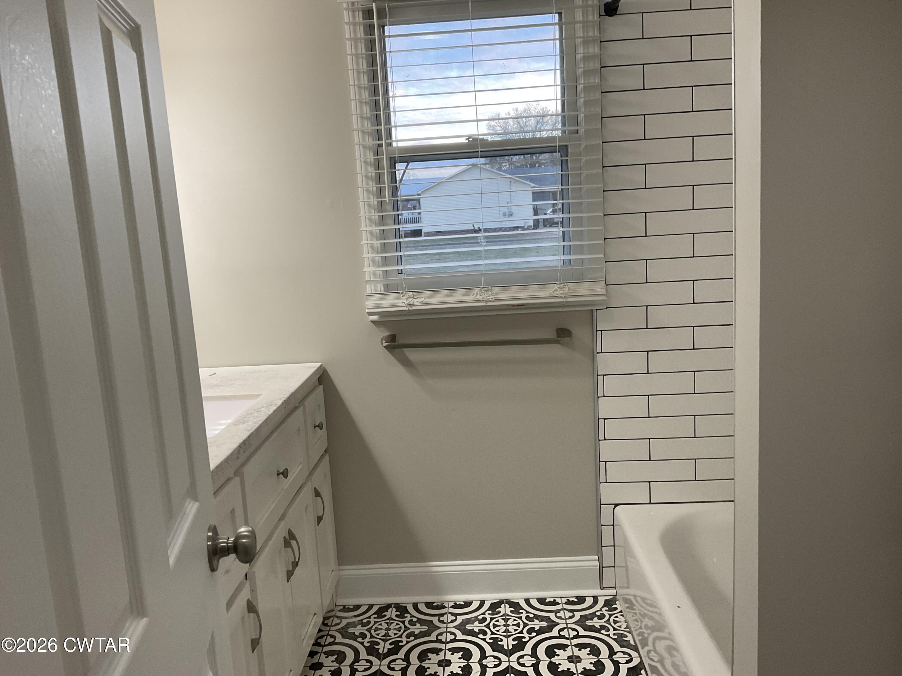 179 Chester Levee Road Jackson, TN 38301 - Photo 7 of 12 IMG_0818