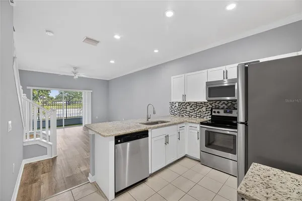 $1,900 | 13123 Kings Crossing Drive, Gibsonton, FL 33534