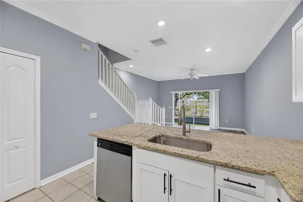 $1,900 | 13123 Kings Crossing Drive, Gibsonton, FL 33534