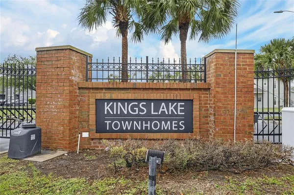 $1,900 | 13123 Kings Crossing Drive, Gibsonton, FL 33534