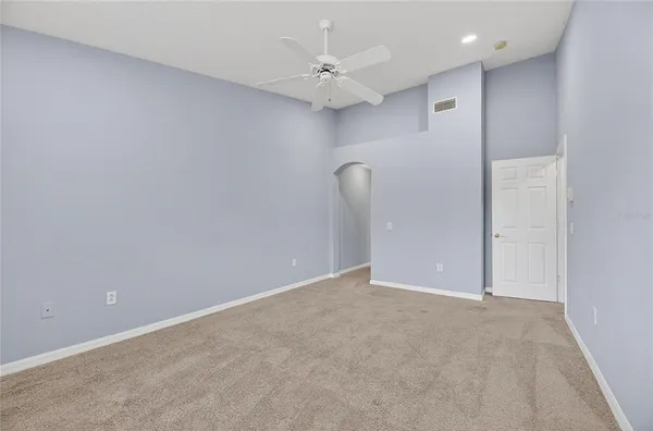 $1,900 | 13123 Kings Crossing Drive, Gibsonton, FL 33534