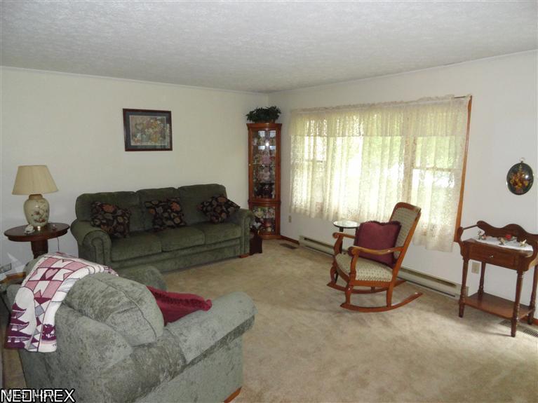 1200 True Road Southeast Dennison, OH 44621 - Photo 3 of 21