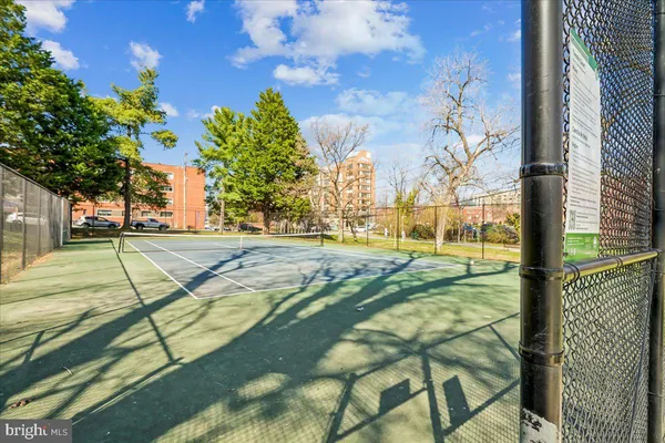 $2,750 | 4970 Battery Lane, Unit 409, Bethesda, MD 20814