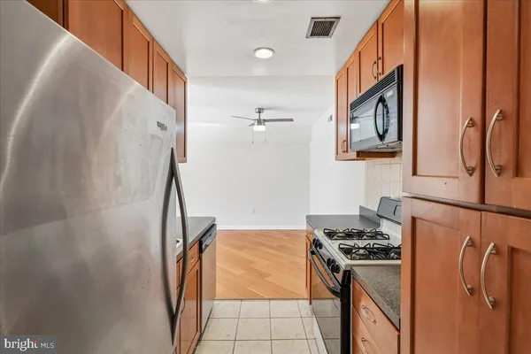 $2,750 | 4970 Battery Lane, Unit 409, Bethesda, MD 20814