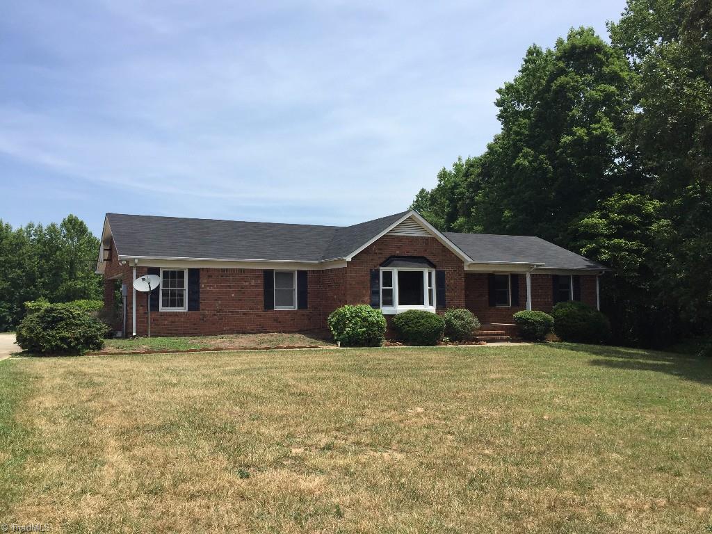 197 Deerfield Country Road Randleman, NC 27317 - Photo 1 of 15 Gallery Image 1