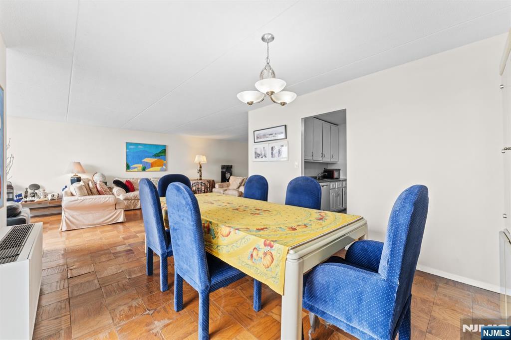 250 Gorge Road, Unit 14J Cliffside Park, NJ 07010 - Photo 5 of 45