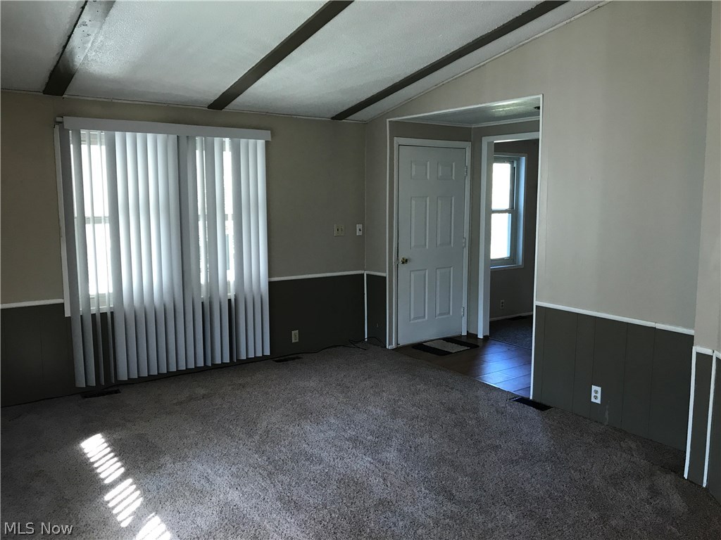 17935 Owen Road Middlefield, OH 44062 - Photo 9 of 19