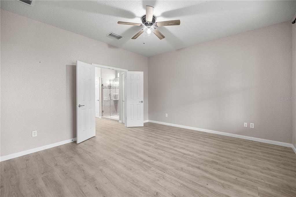 9211 Southwest 66th Loop Ocala, FL 34481 - Photo 13 of 27